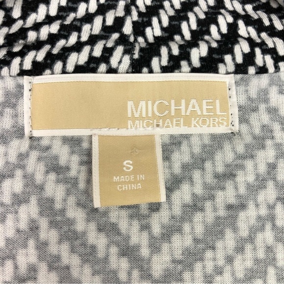 MICHAEL Michael Kors Black White Chevron Print Cowl Neck Long Sleeve Size Small - Picture 6 of 8